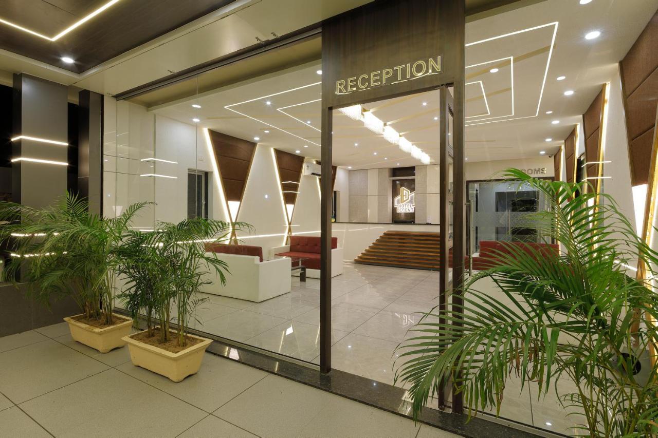 Unjha Hotel Decent المظهر الخارجي الصورة